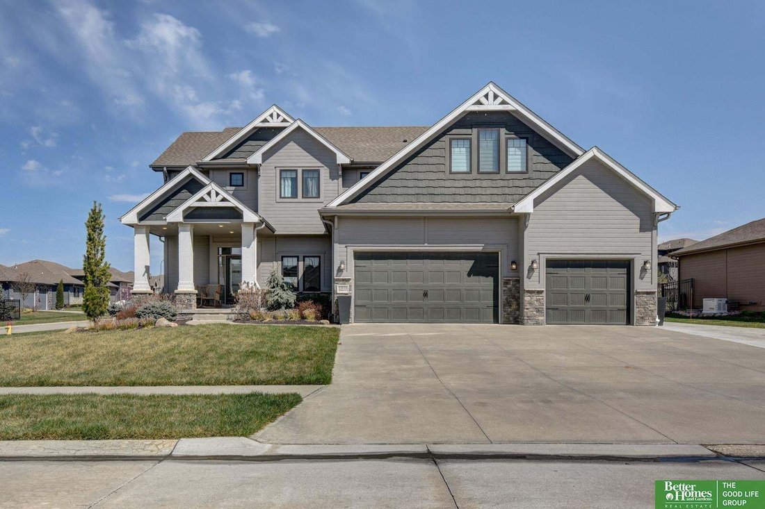 House in Papillion, Nebraska, United States 1 - 18064296