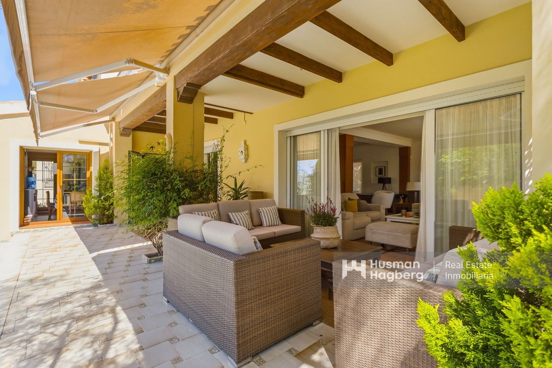 Villa in Torrevieja, Valencian Community, Spain 4 - 18064374