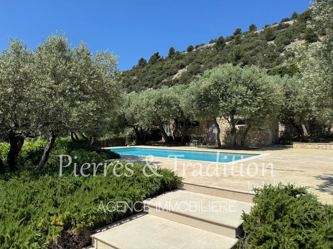 House in Saint-Saturnin-lès-Apt, Provence-Alpes-Côte d'Azur, France 3 - 15411046