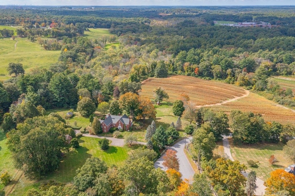 House in Topsfield, Massachusetts, United States 2 - 18061197
