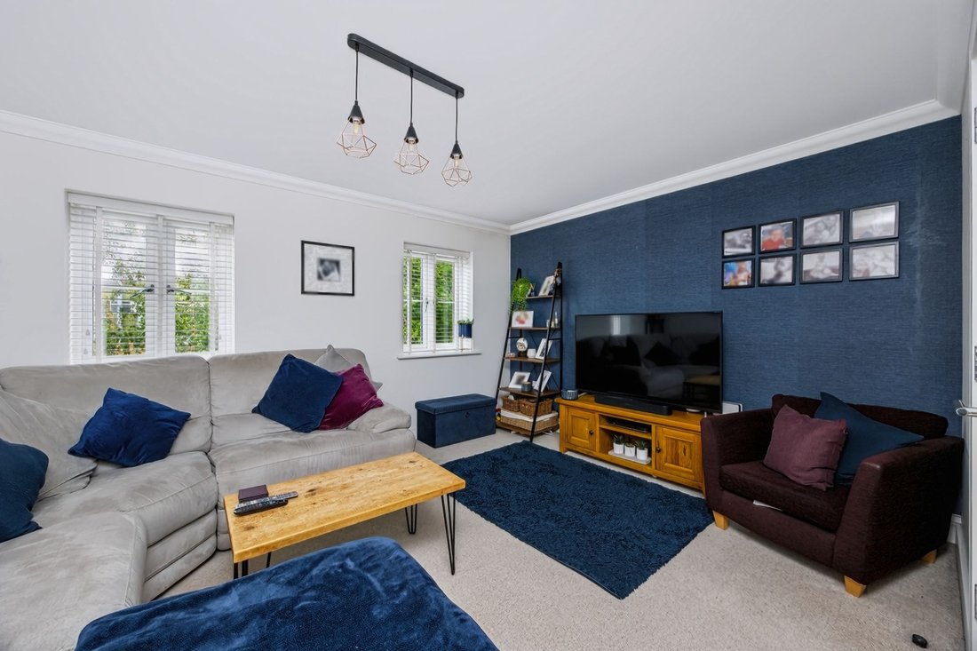 House in Okehurst, Billingshurst, England 4 - 18063625