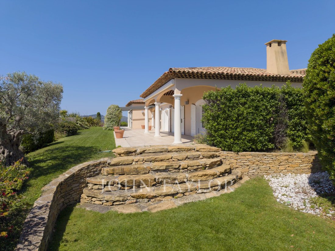 Villa in Ceyreste, Provence-Alpes-Côte d'Azur, France 2 - 18064289