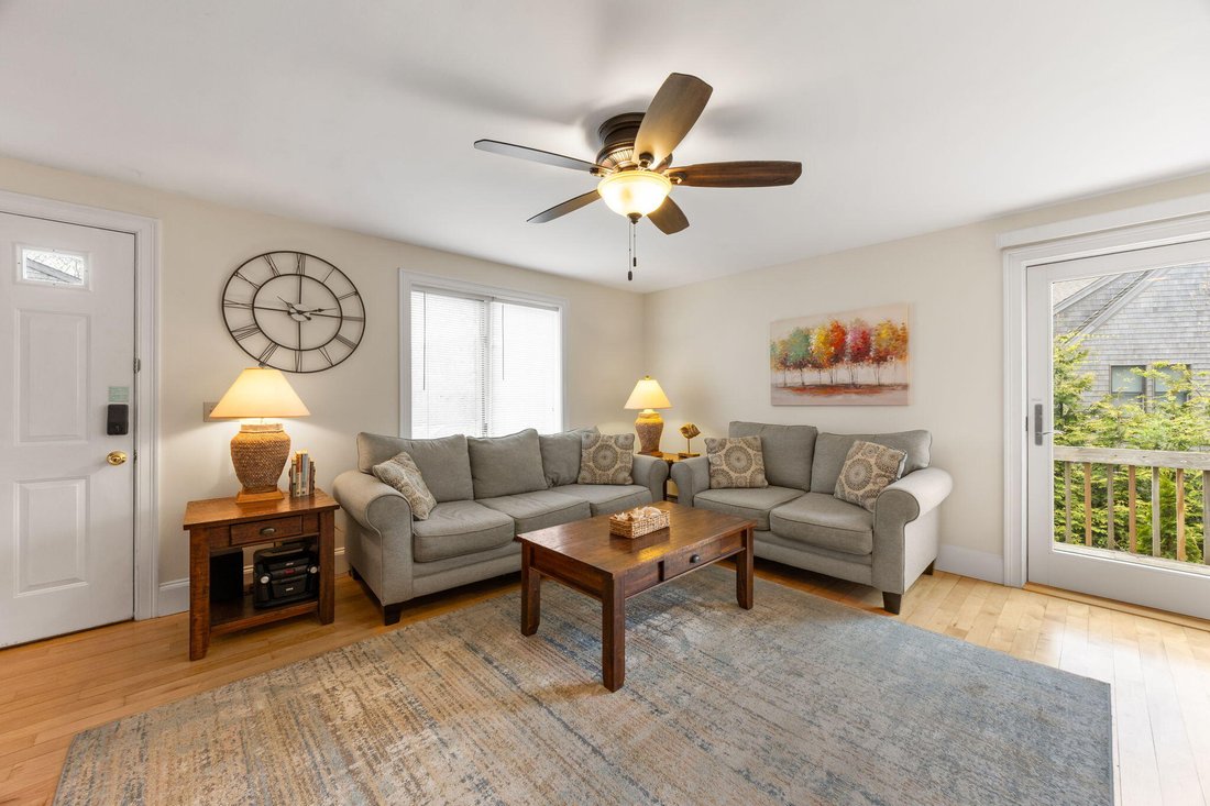 Condo in Provincetown, Massachusetts, United States 4 - 18062145