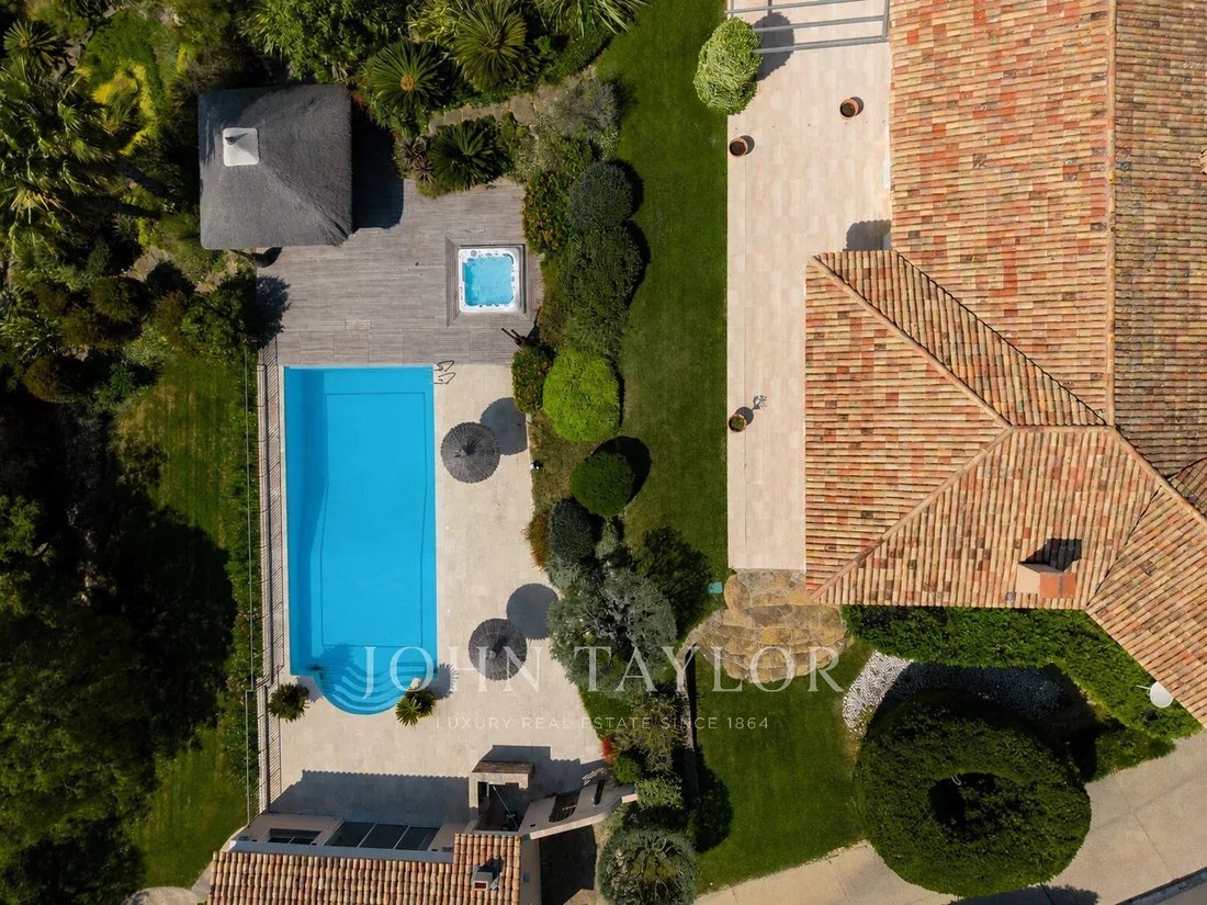 Villa in Ceyreste, Provence-Alpes-Côte d'Azur, France 3 - 18064289