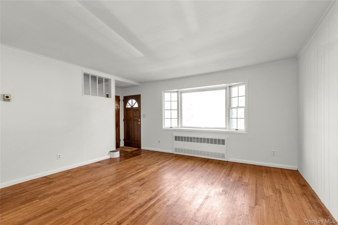 House in Albertson, New York, United States 2 - 17852698
