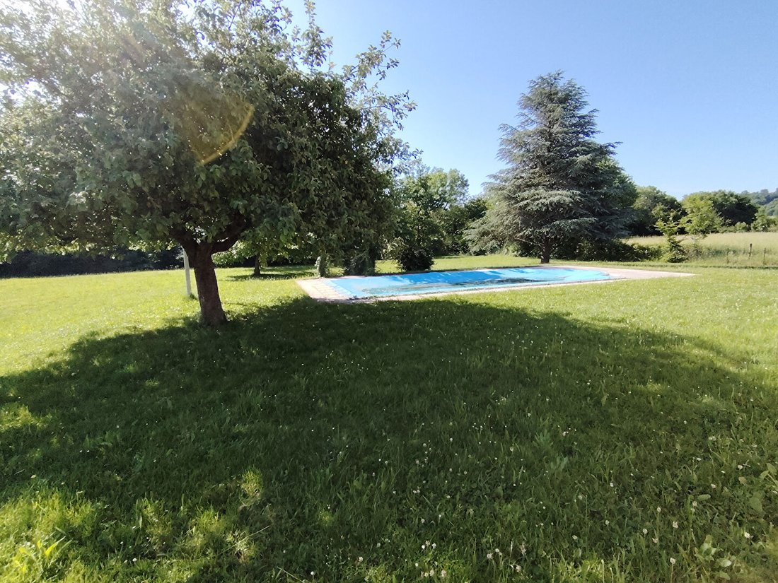 Villa in Les Abrets en Dauphiné, Auvergne-Rhône-Alpes, France 2 - 17999928