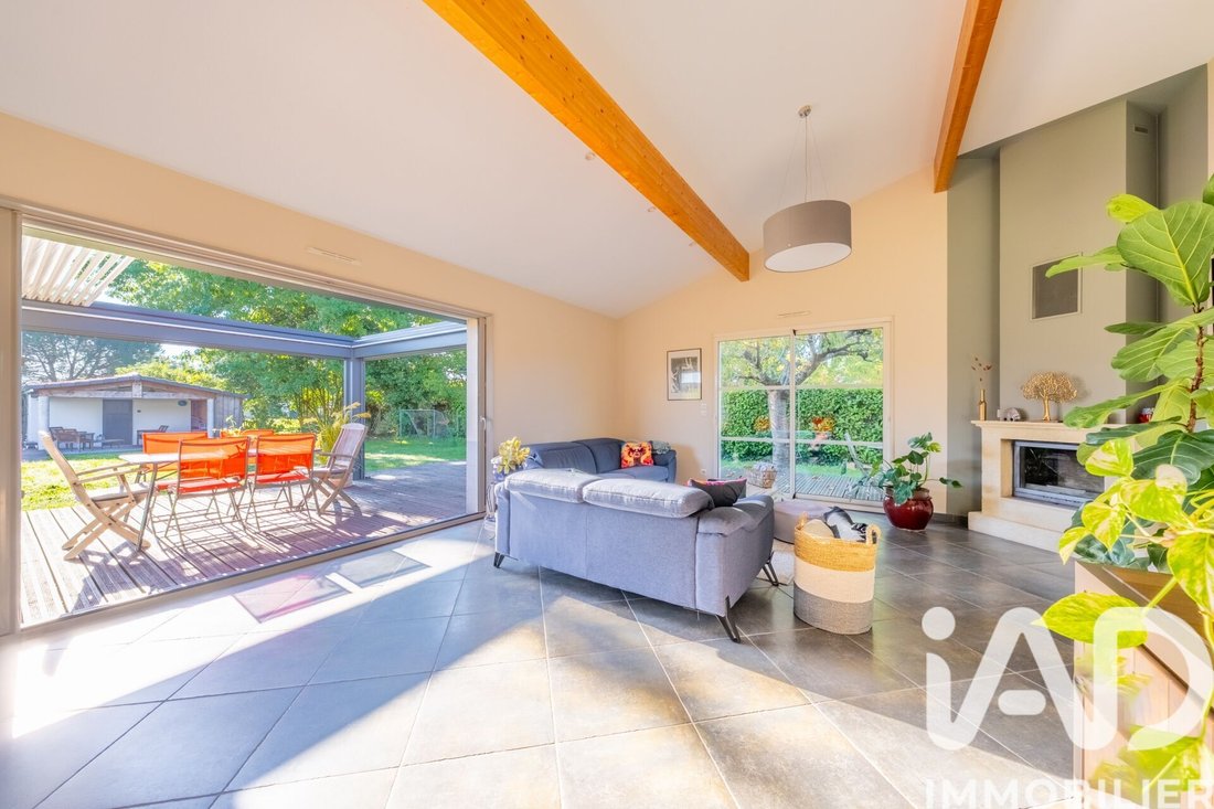 House in Sabaeges, Ambares-et-Lagrave, France 2 - 18065318