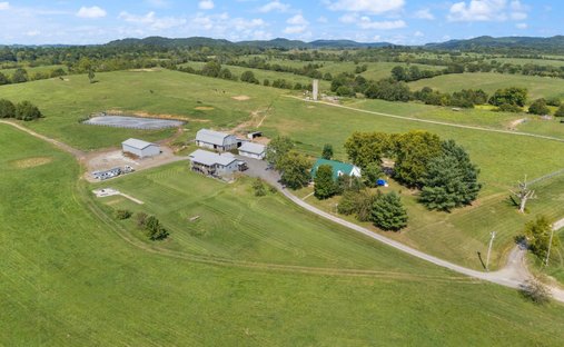 Farm Ranch in Crab Orchard, Kentucky, United States 1