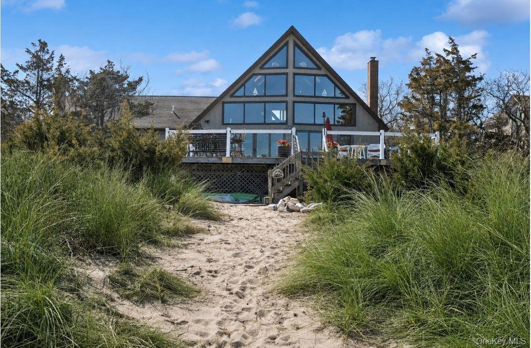 House in Mount Sinai, New York, United States 1 - 17397574
