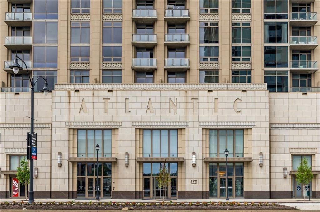 Condo in Atlanta, Georgia, United States 3 - 18061146