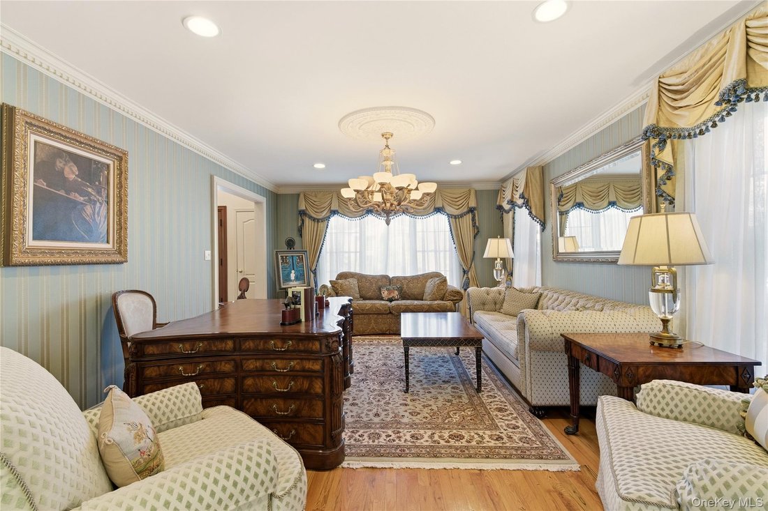 House in Roslyn, New York, United States 5 - 17254793