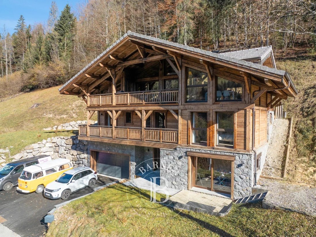 Chalet in Morzine, Auvergne-Rhône-Alpes, France 2 - 18063638