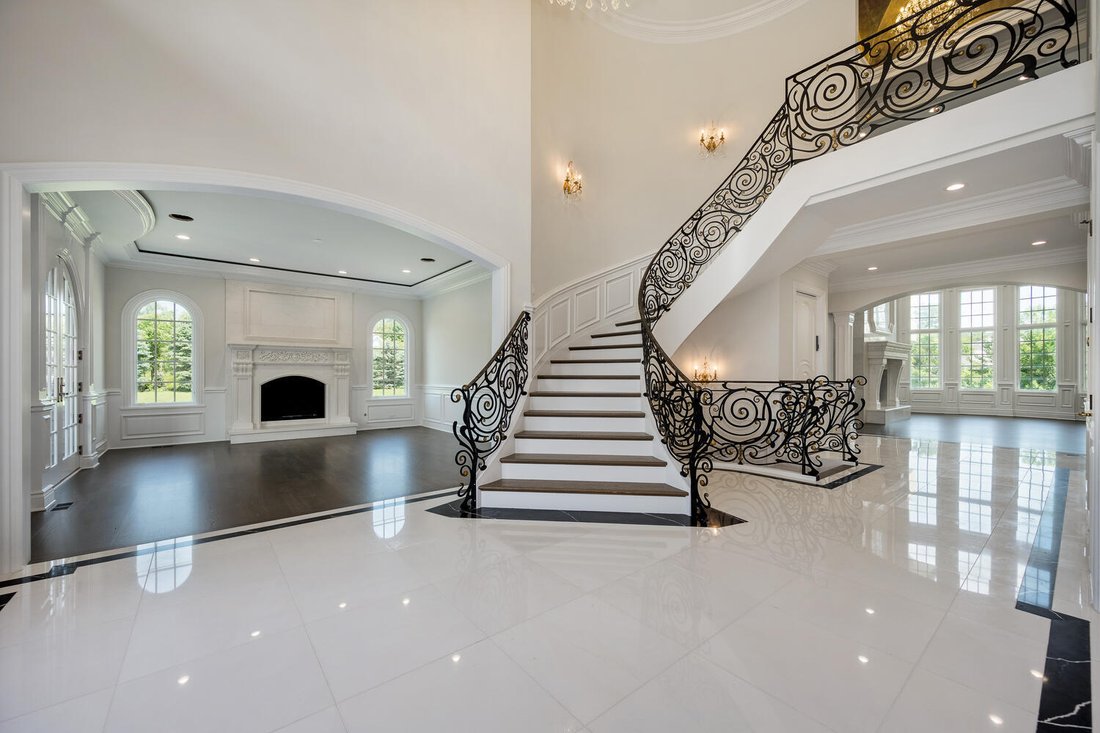 House in Burr Ridge, Illinois, United States 4 - 18061182