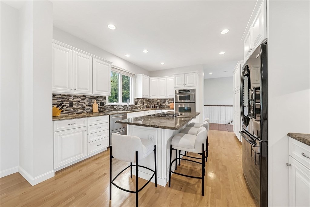 House in Framingham, Massachusetts, United States 5 - 18063365