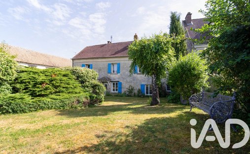 House in Nucourt, Ile-de-France, France 1