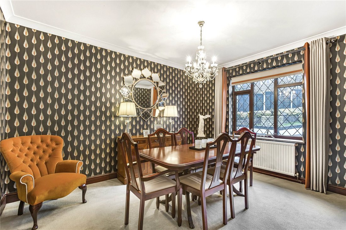 House in Cuffley, Northaw, England 3 - 18062941