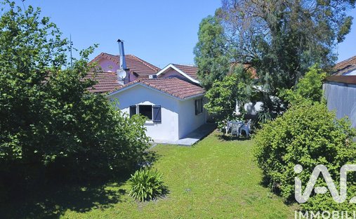 House in Centre Ville, Gujan-Mestras, France 1