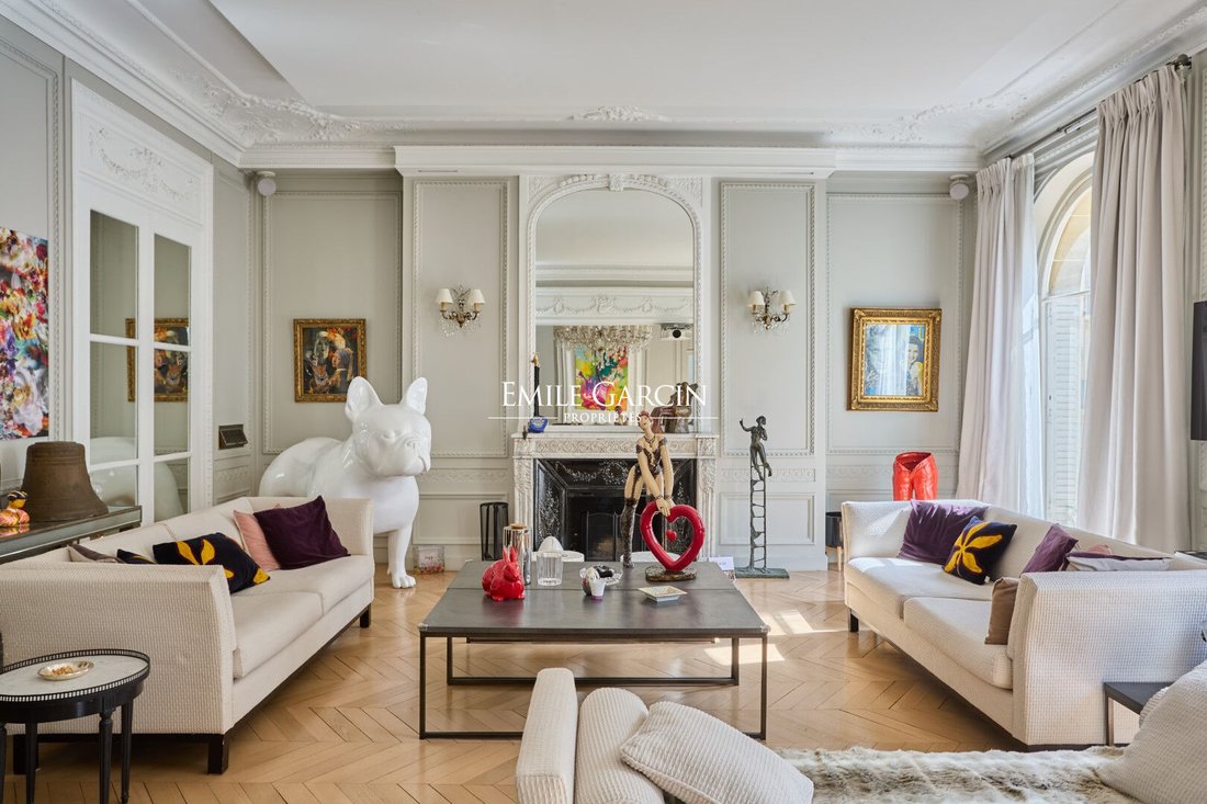Apartment in Pereire-Malesherbes, Paris 17e Arrondissement, Paris 5 - 18061465
