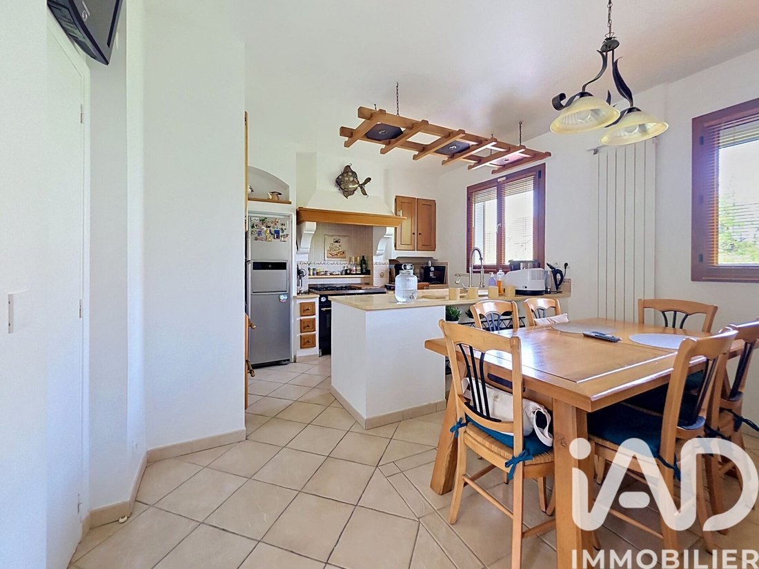 House in La Queue-en-Brie, Ile-de-France, France 4 - 18065379