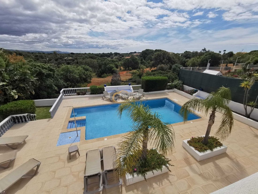 Villa in Olhos de Agua, Algarve, Portugal 3 - 18065171