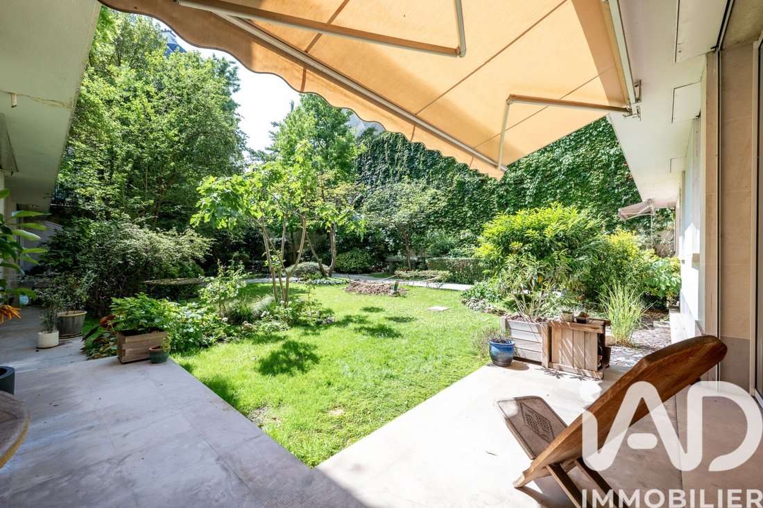 Apartment in Saint Thomas d'Aquin, Paris 7e Arrondissement, Paris 1 - 18065080