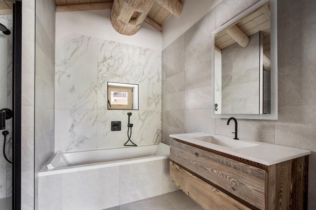 Apartment in Val-d'Isere, Auvergne-Rhône-Alpes, France 2 - 18062989