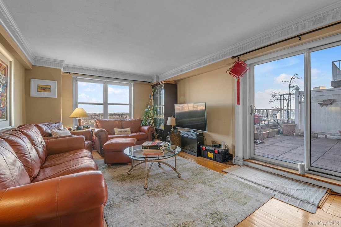 Co Op in New York, New York, United States 5 - 17023294