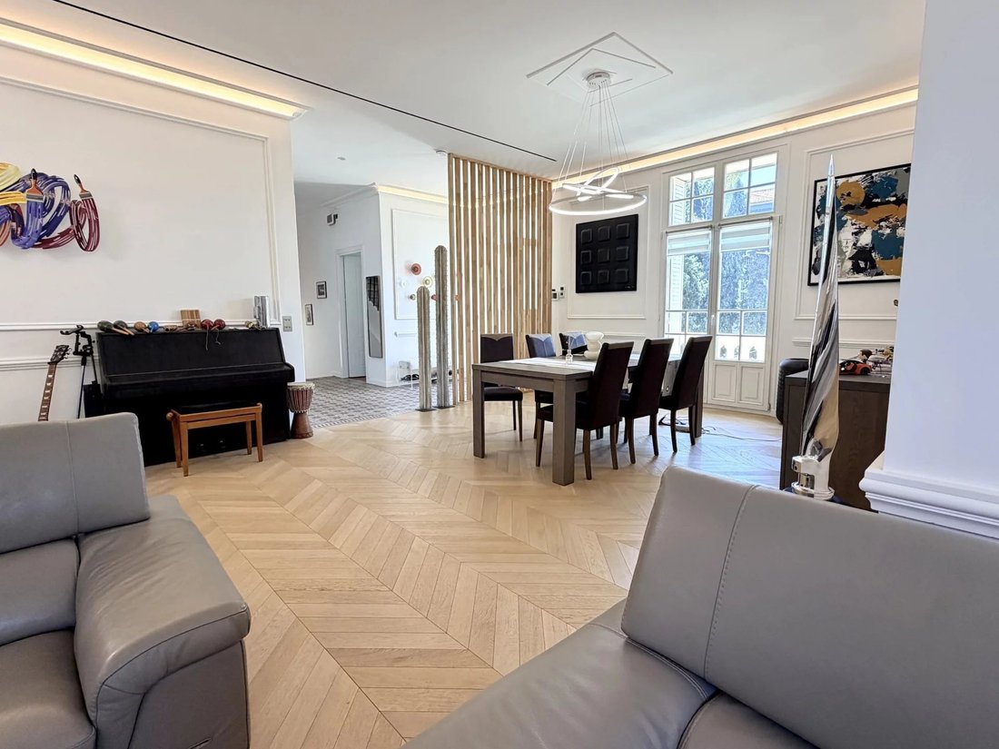 Villa in Vallergues, Cannes, France 5 - 18061428