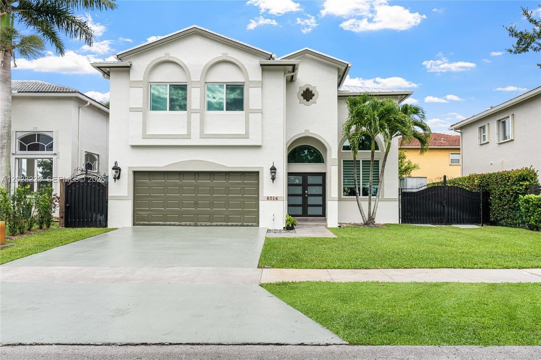 House in Miami, Florida, United States 1 - 18062769