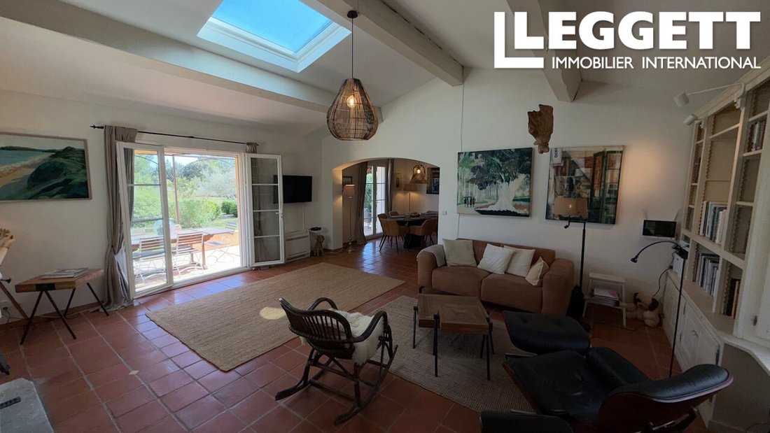Villa in Cotignac, Provence-Alpes-Côte d'Azur, France 3 - 18064262