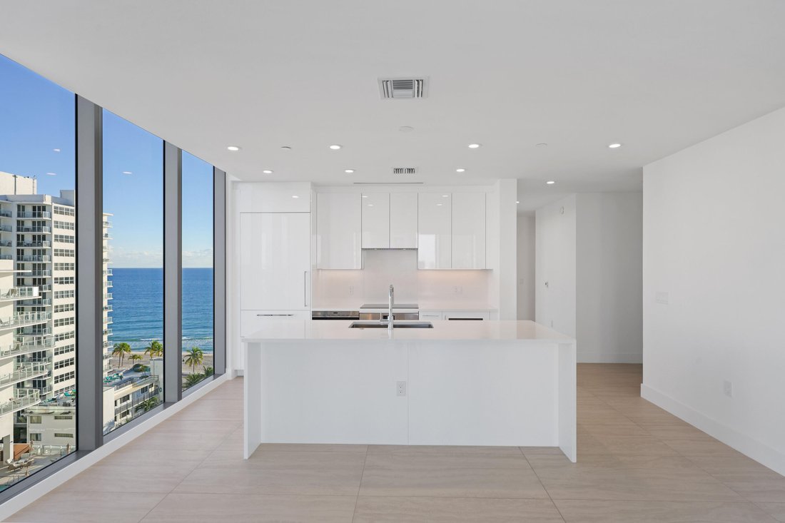 Condo in Fort Lauderdale, Florida, United States 3 - 18063624