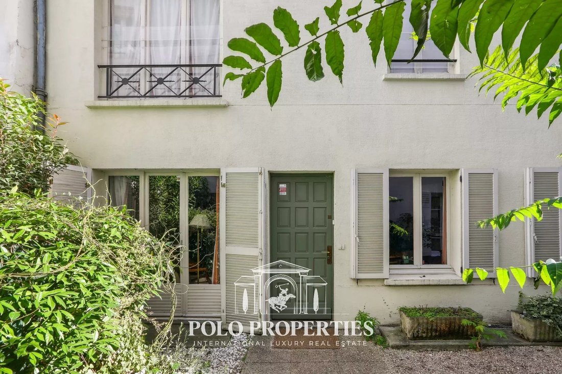 Townhouse in Gros Caillou, Paris 7e Arrondissement, Paris 1 - 18064501