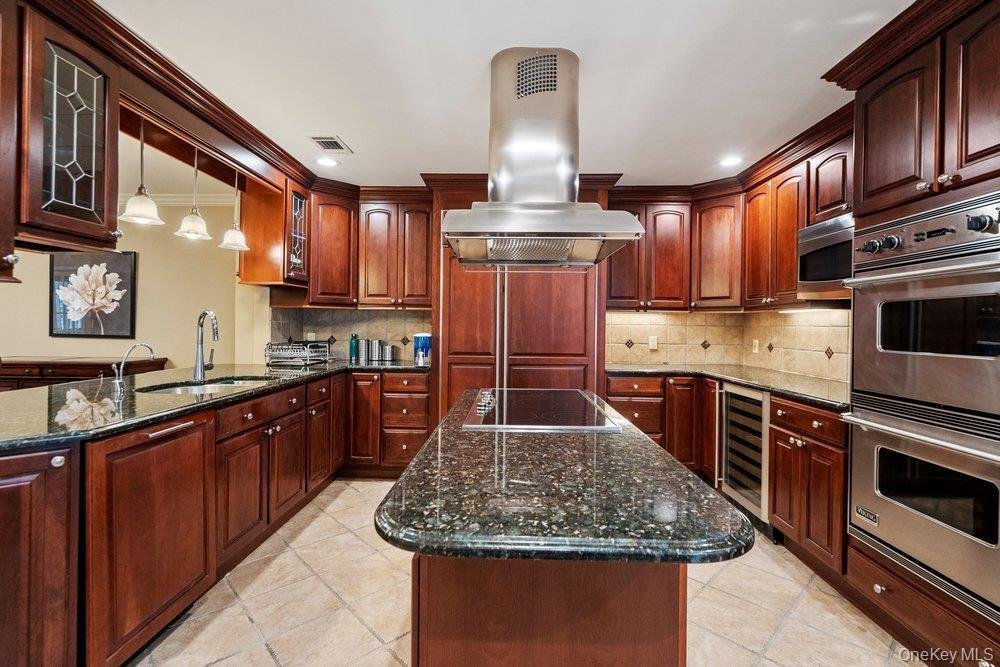 Condo in Jericho, New York, United States 3 - 17948406