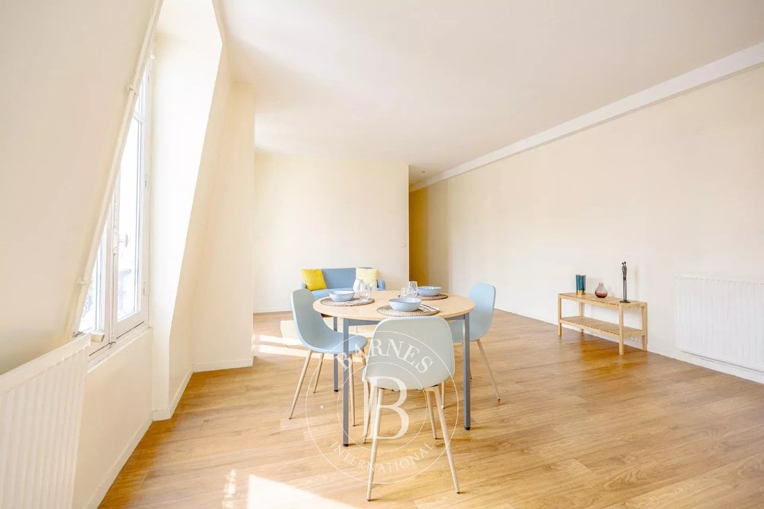 Apartment in Parc Monceau, Paris 8e Arrondissement, Paris 5 - 18062824
