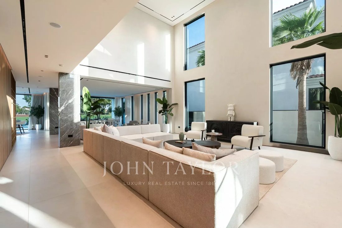 Villa in Jumeirah Golf Estates, Dubai, United Arab Emirates 4 - 18061340