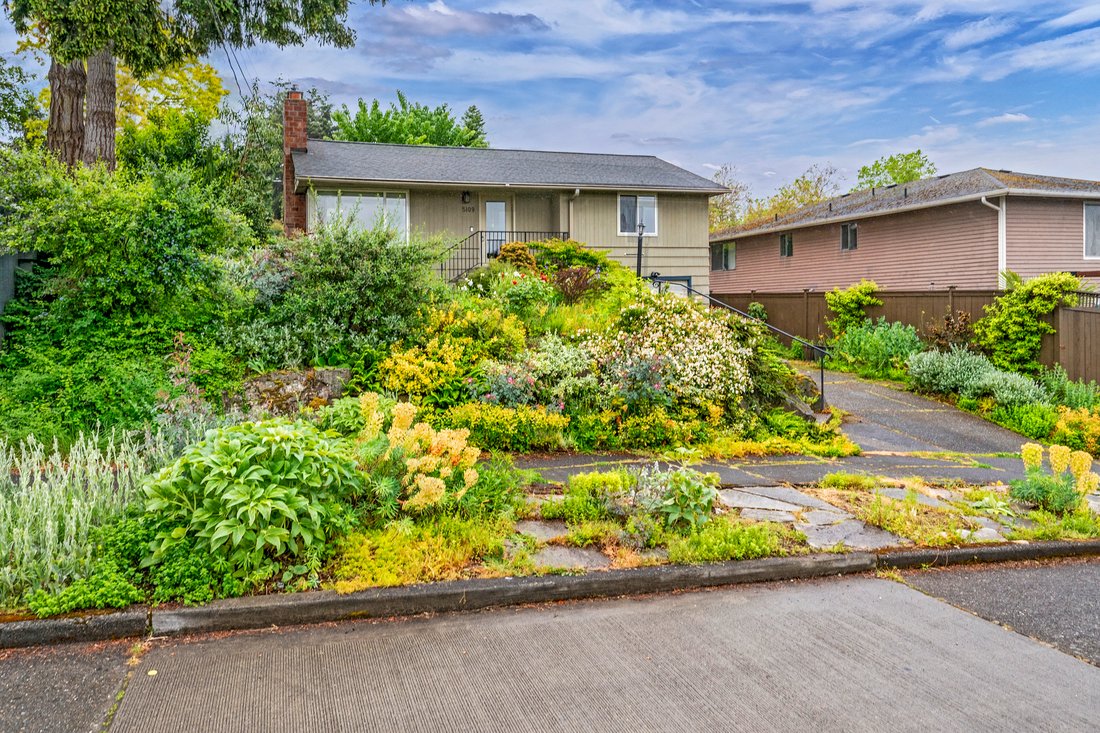 House in Seattle, Washington, United States 3 - 18065271