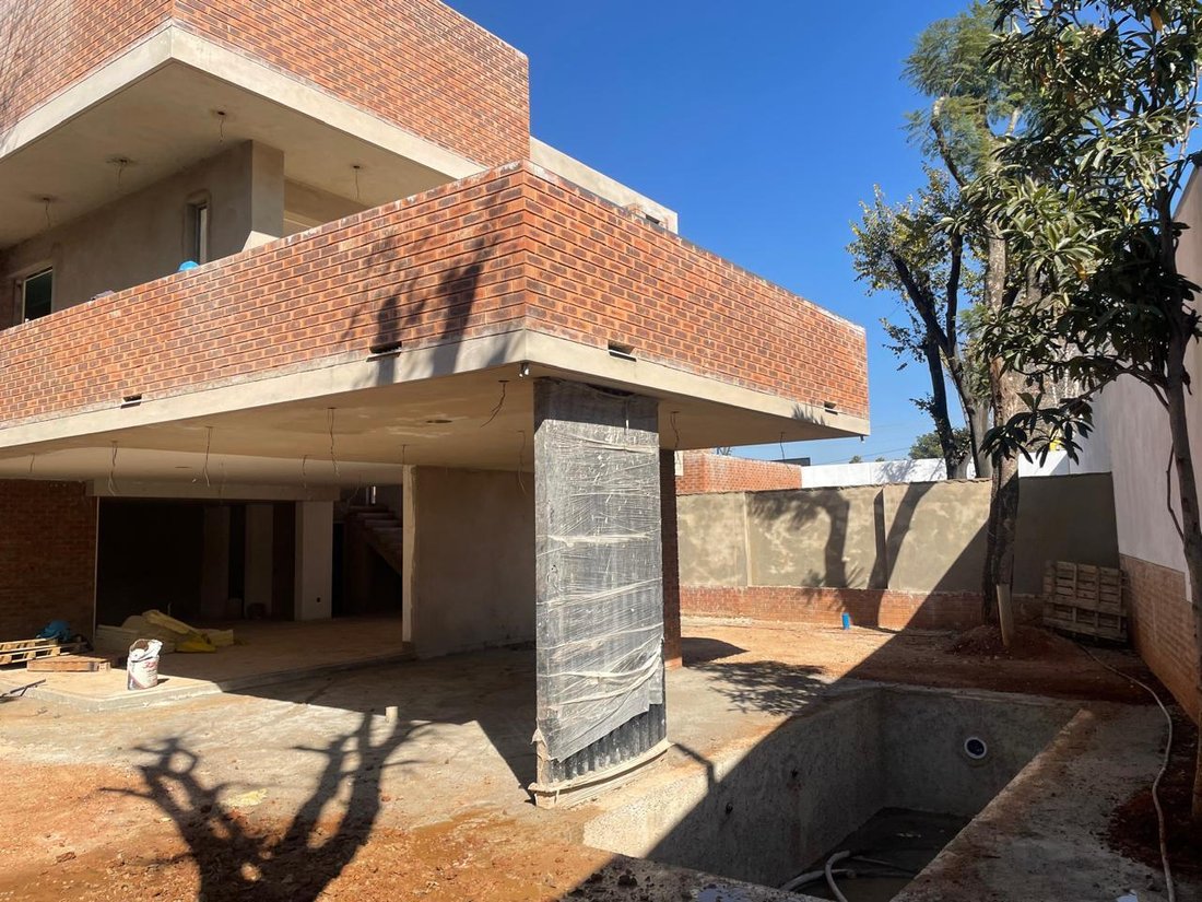 Country House in Illovo, Chislehurston, Gauteng 4 - 18061970