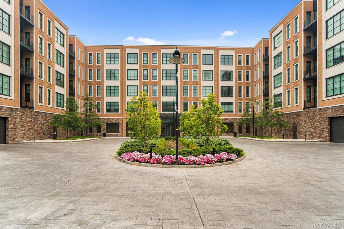 Condo in Glen Cove, New York, United States 2 - 16411645