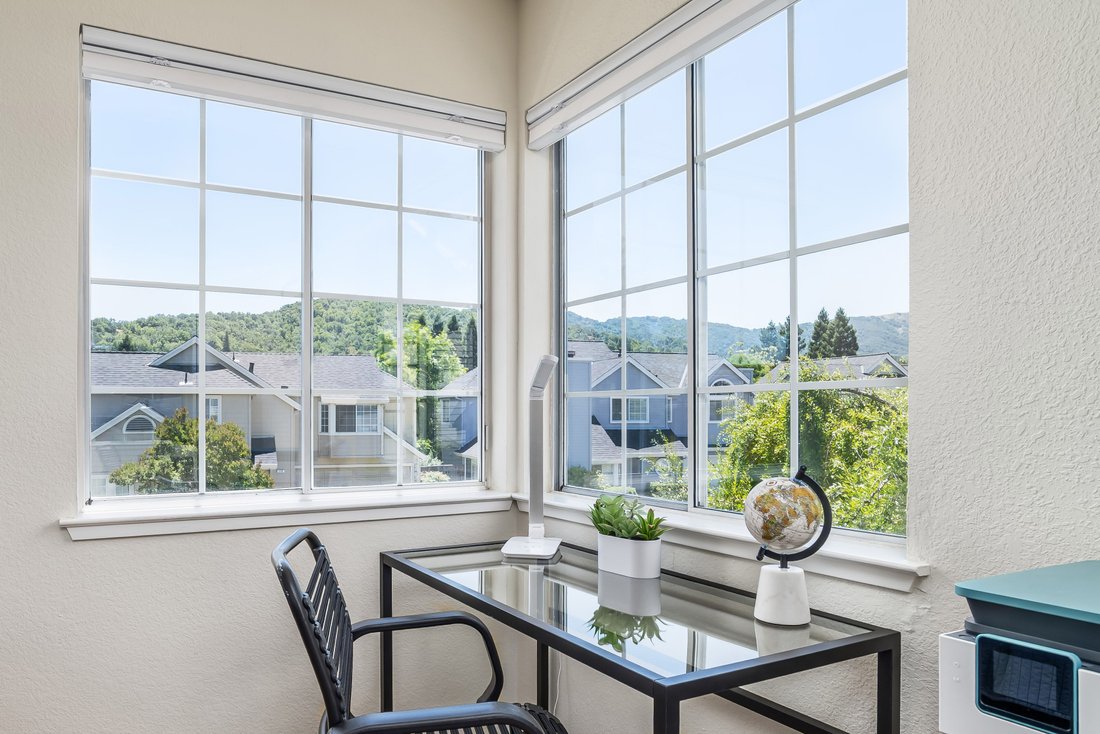 House in Novato, California, United States 5 - 18040005