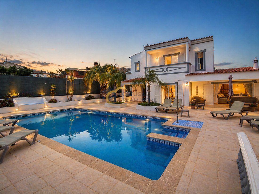 Villa in Olhos de Agua, Algarve, Portugal 1 - 18065171