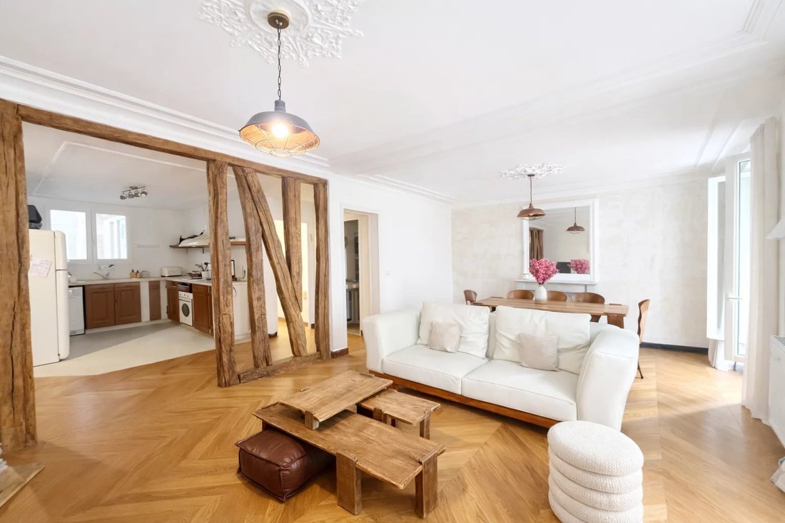 Apartment in Lorette-Martyrs, Paris 9e Arrondissement, Paris 3 - 18064390