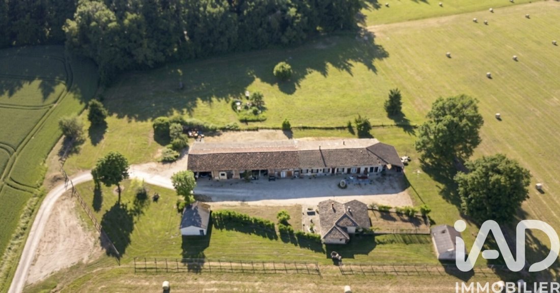 House in Arrondissement of Bourg-en-Bresse, Auvergne-Rhône-Alpes, France 1 - 17971054