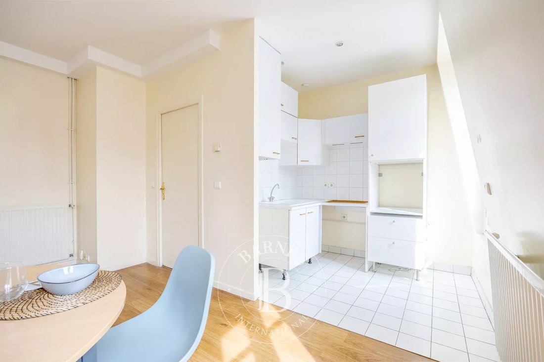Apartment in Parc Monceau, Paris 8e Arrondissement, Paris 4 - 18062824