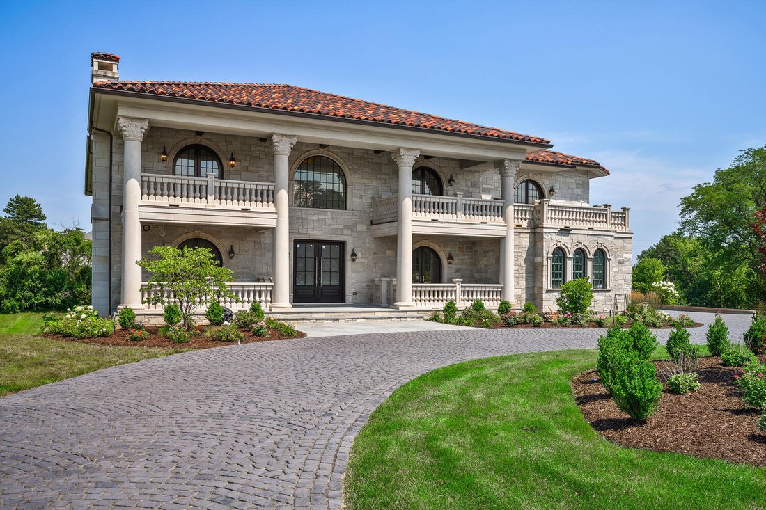 House in Burr Ridge, Illinois, United States 3 - 18061182