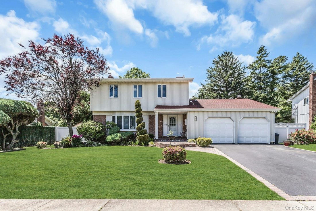 House in Jericho, New York, United States 1 - 18063846