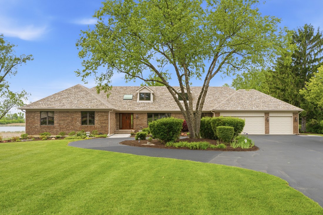 House in Barrington Hills, Illinois, United States 1 - 18063478