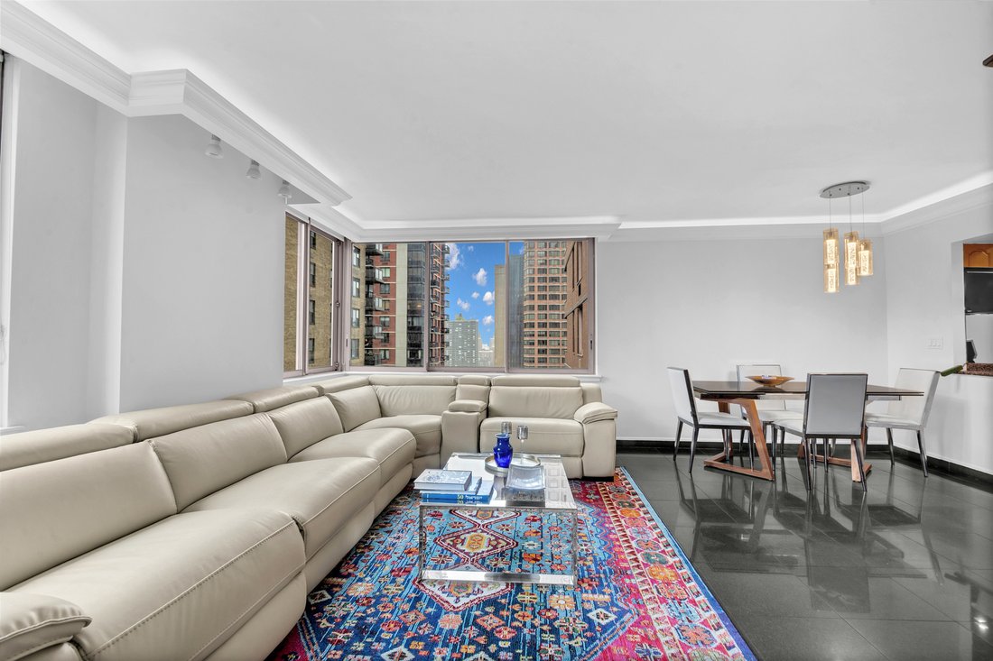 Condo in New York, New York, United States 5 - 18063831