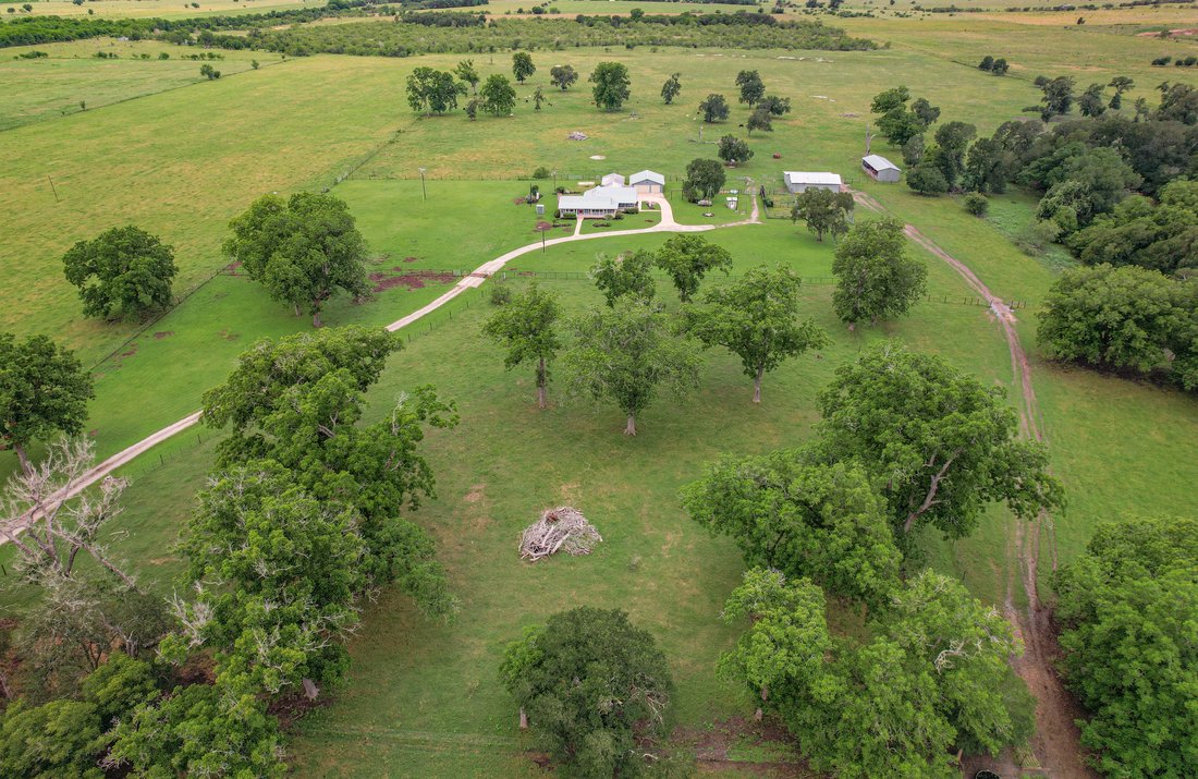 Farm Ranch in Bastrop, Texas, United States 3 - 18061731