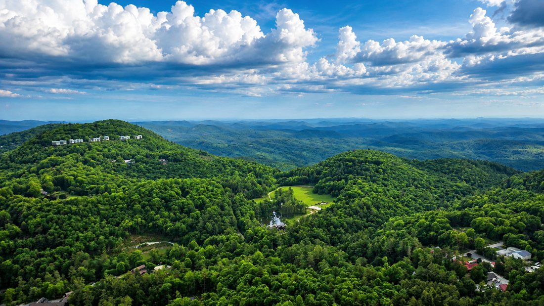 House in Highlands, North Carolina, United States 3 - 15654904