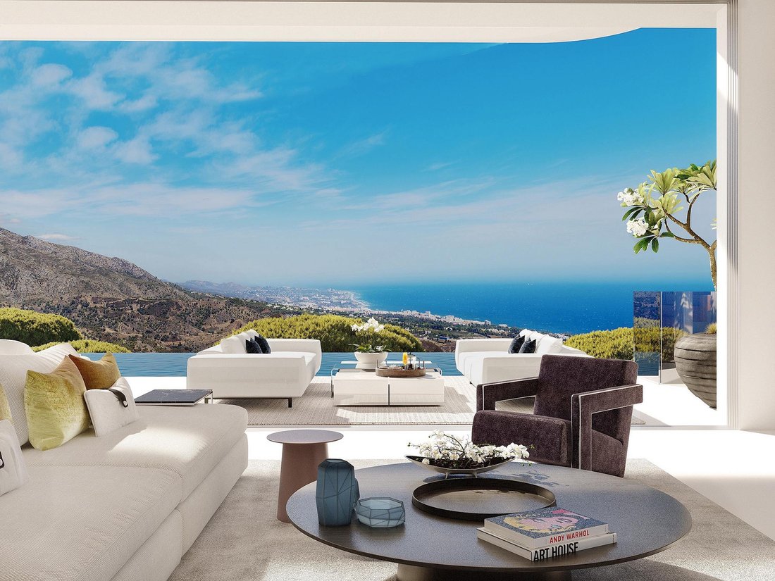 Villa in El Madroñal, Benahavis, Spain 3 - 18064288
